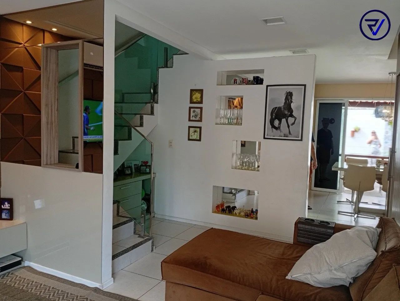 Belíssima casa dúplex no Cartier - Foto 4
