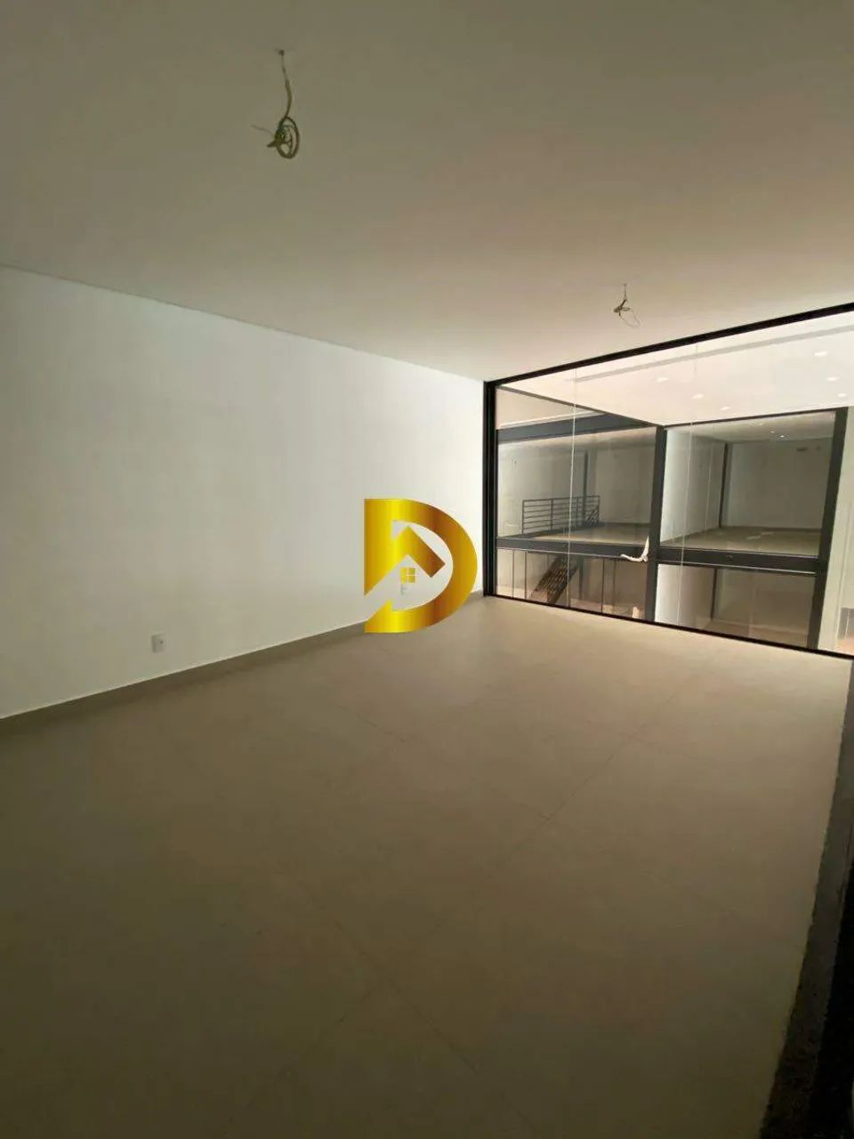 Sala comercial para aluguel no Centro de Uberaba, MG | 50 m² - Foto 2