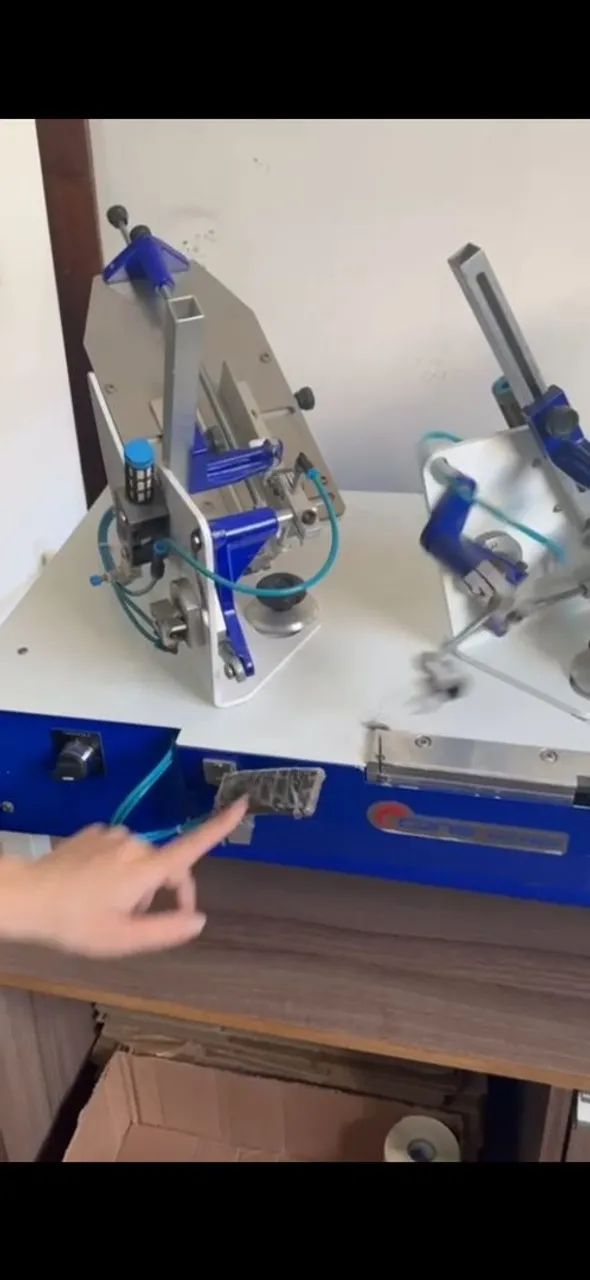 Vendo maquina de aplicar tag duas cabeças  - Foto 3