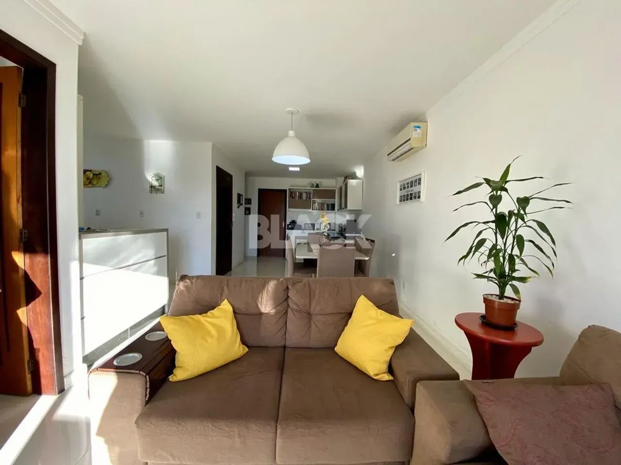 Apartamento 3 dormitórios com sacada no Passo de Torres/SC - Foto 5
