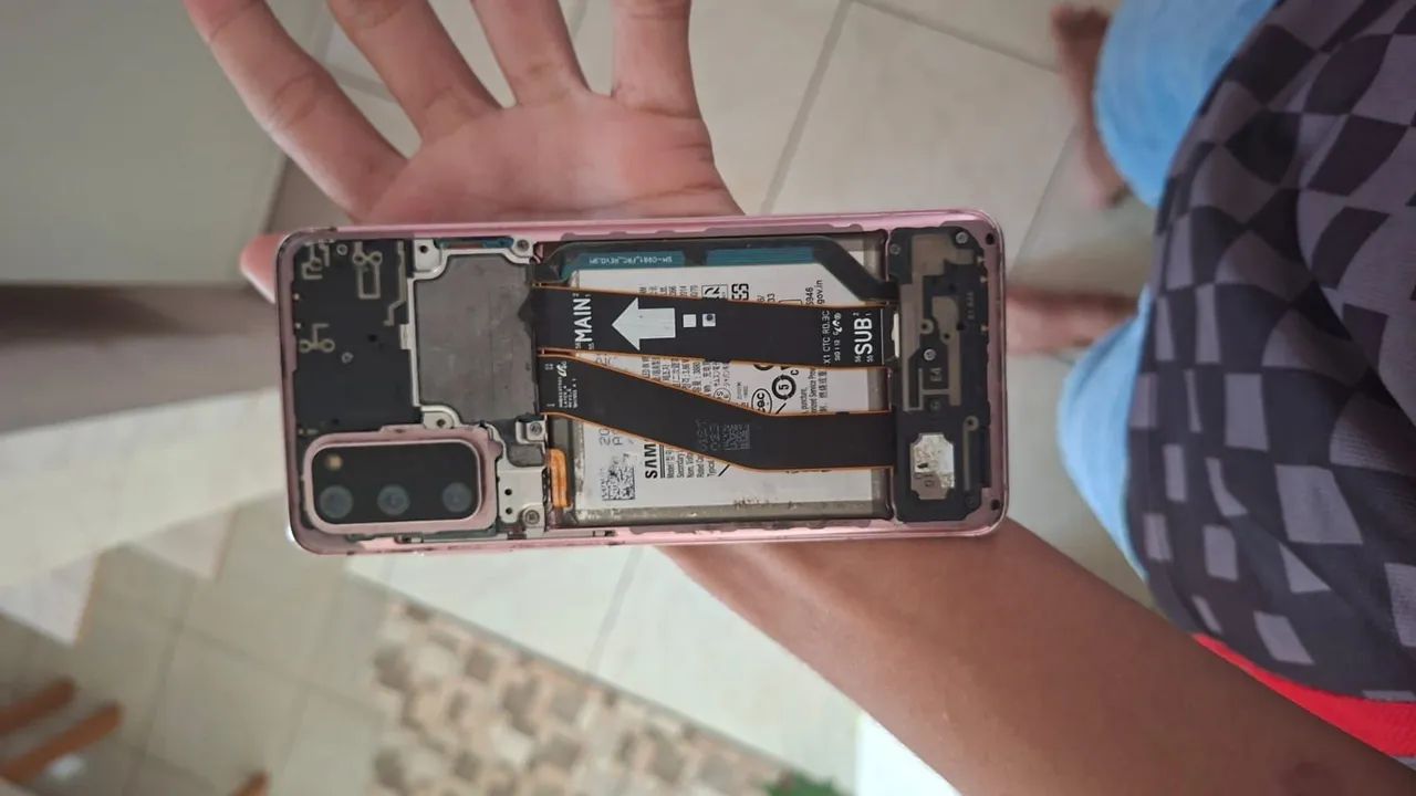 Celular s20 - Foto 2