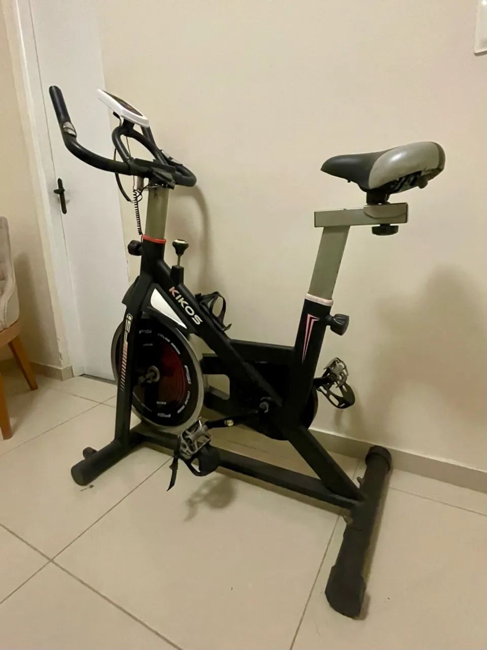 Bicicleta Ergométrica Kikos  - Foto 5