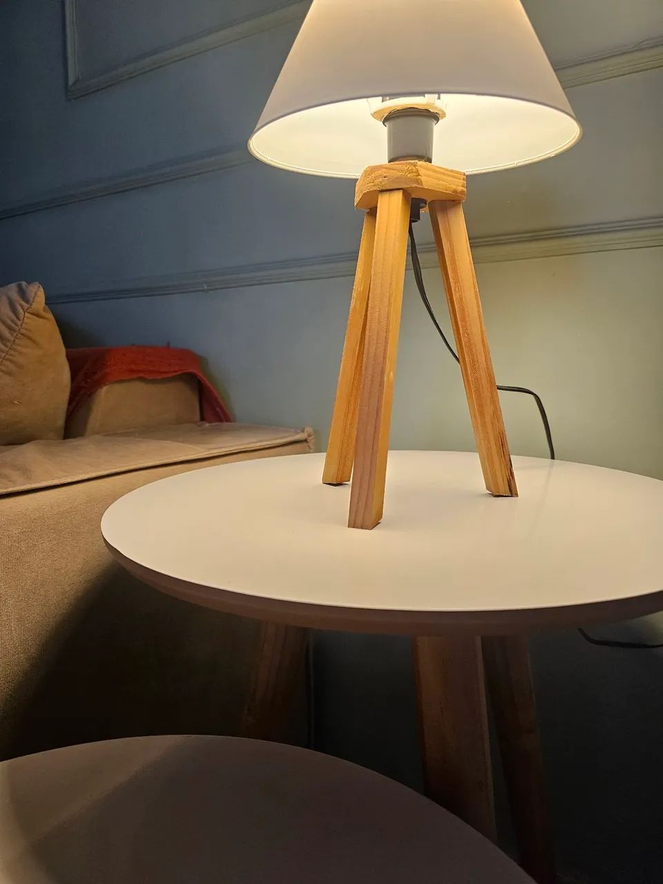 Conjunto mesa + abajuor  - Foto 2