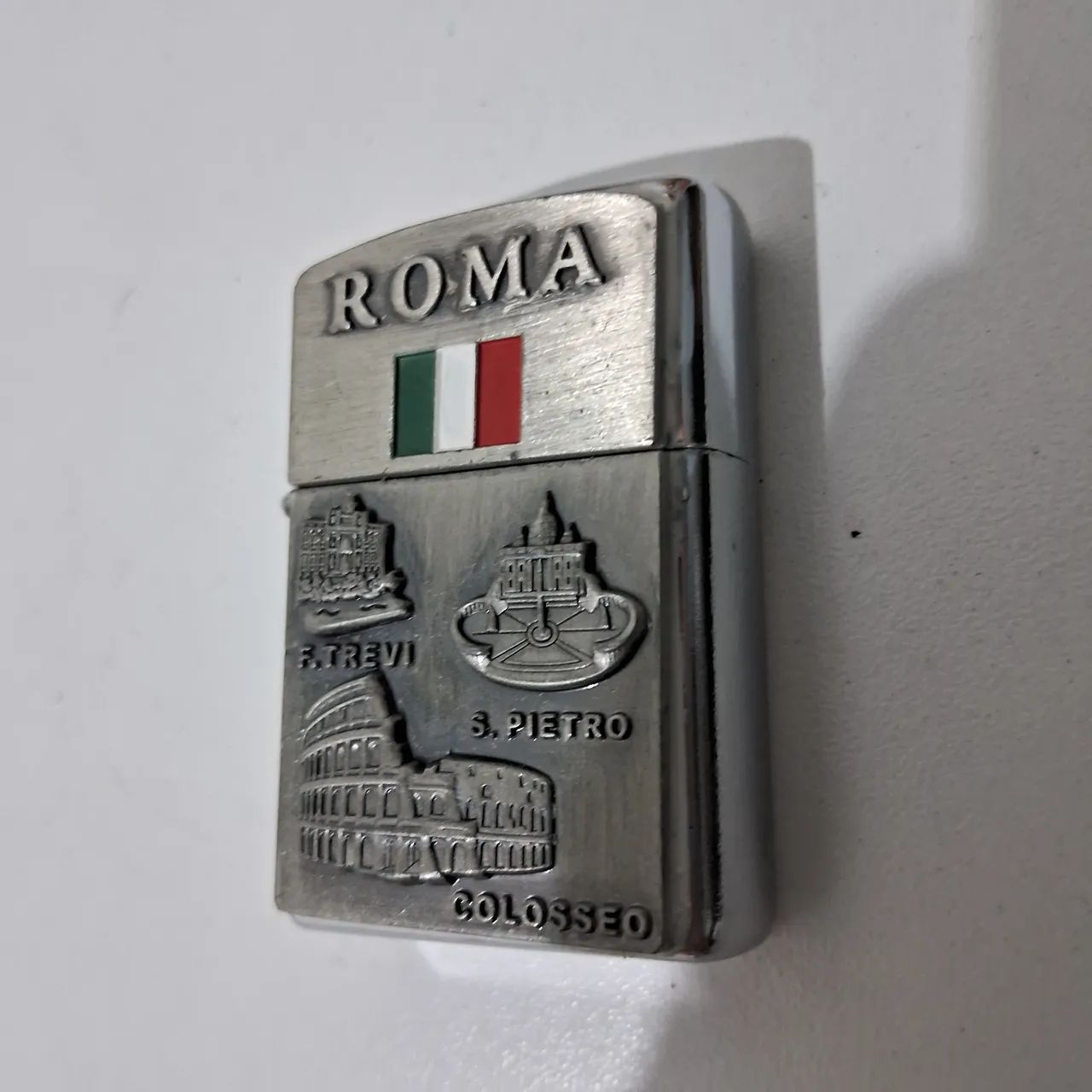 ISQUEIRO ROMA ITÁLIA 