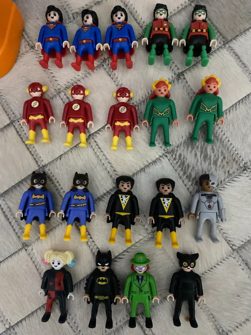 Coleção Playmobile DC Kinder Ovo - Super Heróis  - Foto 3