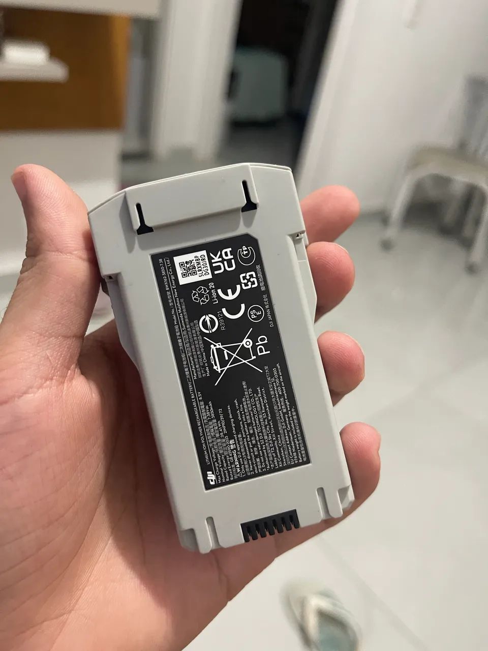 BATERIA PLUS DJI MINI 3 semi-nova na faixa de 10 ciclos