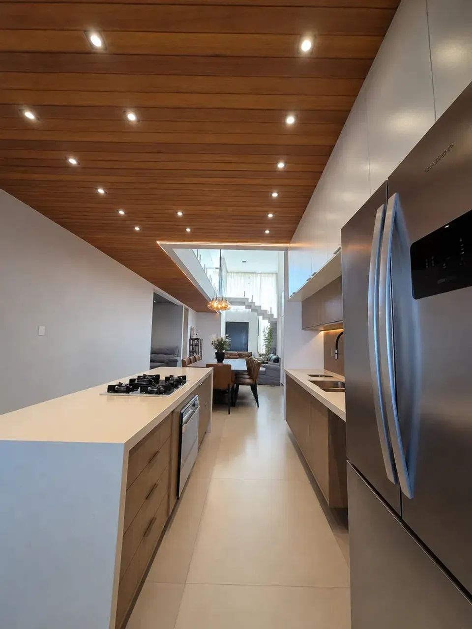 Casa com 4 suítes de alto padrão - Foto 2