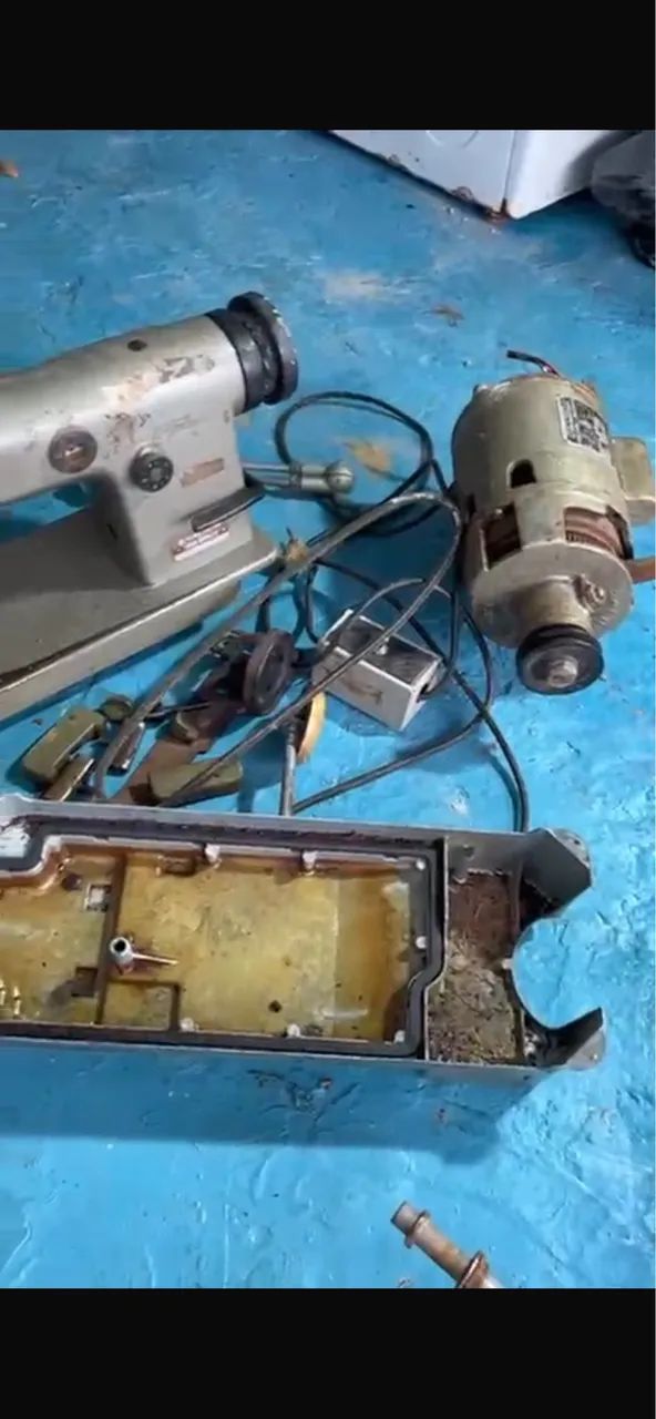 Máquina de Costura - Foto 5