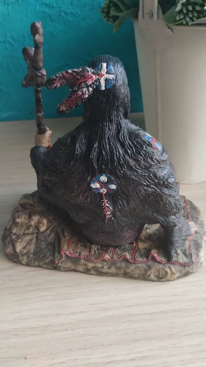 2 Índios Xamãs em resina - Foto 2