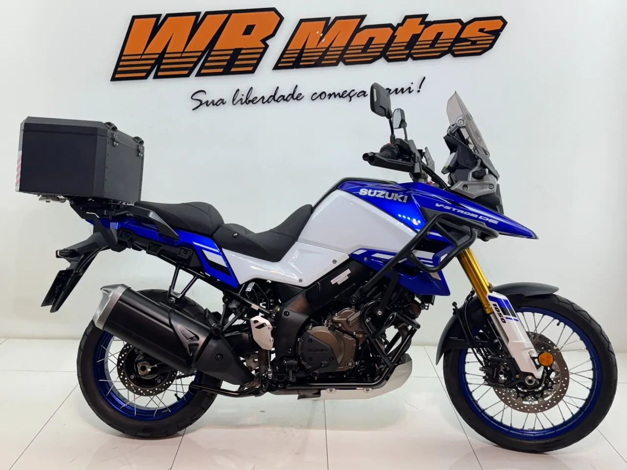 SUZUKI V STROM 1050