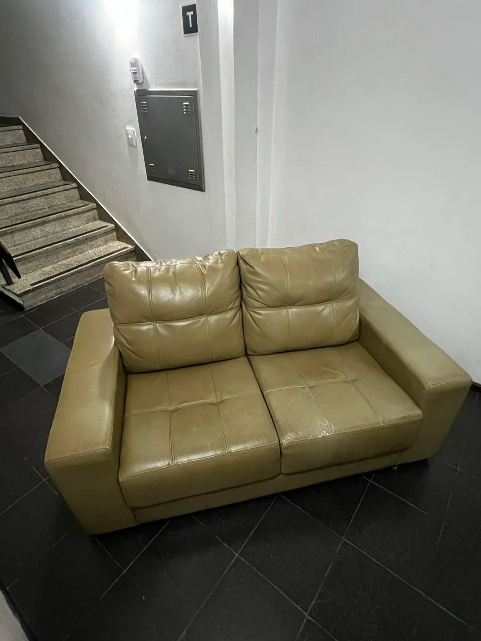 Sofas 3 e 2 lugares - Foto 2