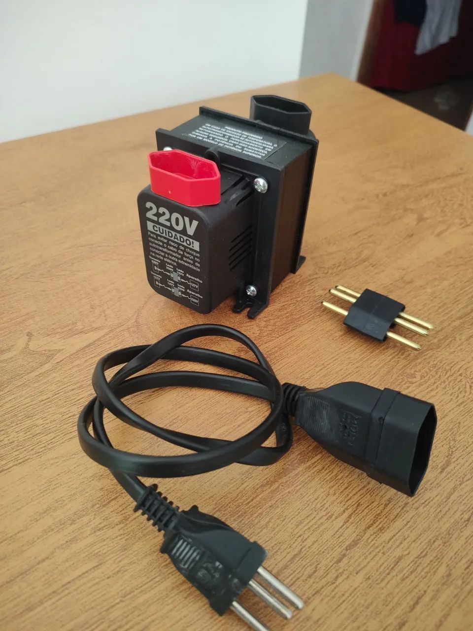 Auto transformador 110/220v - Foto 3