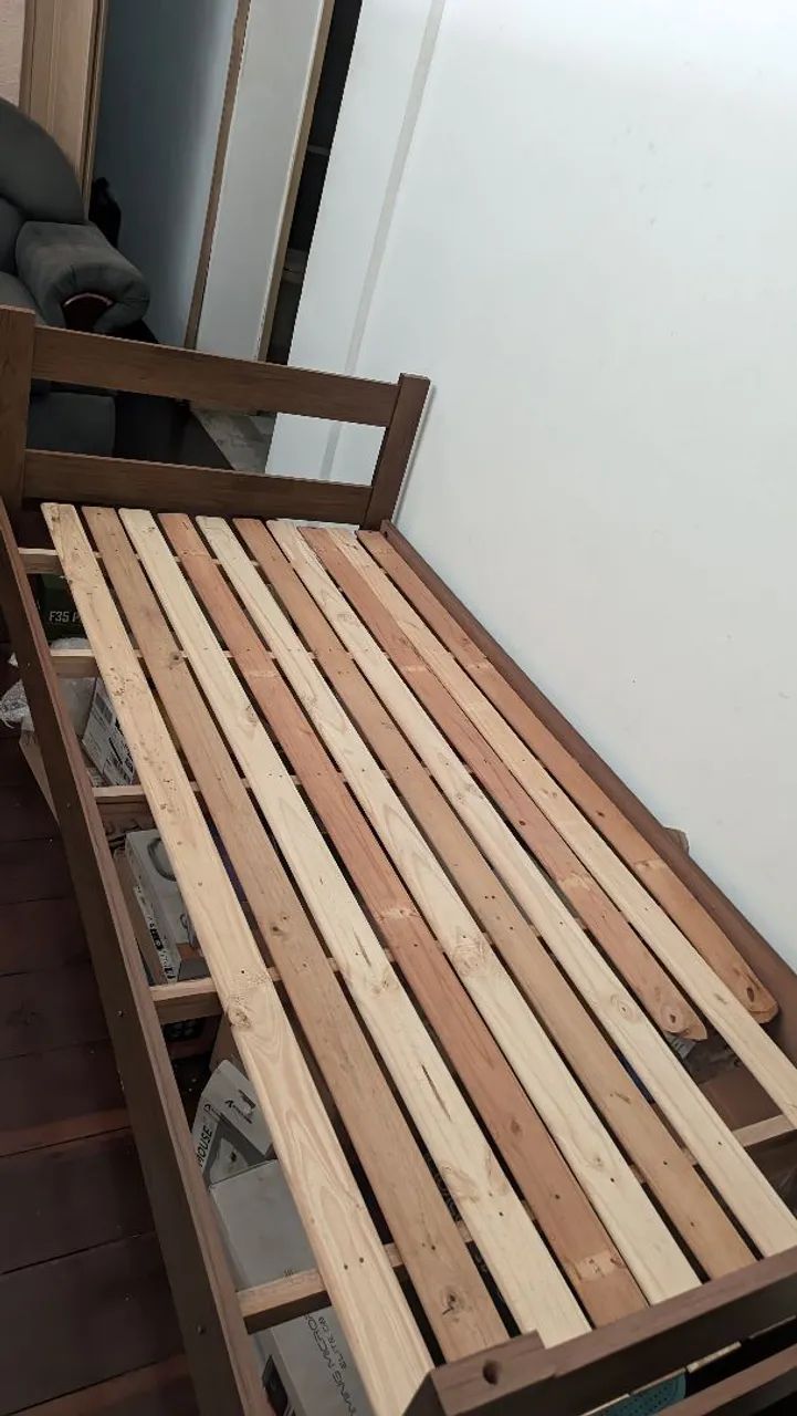 Cama de solteiro 