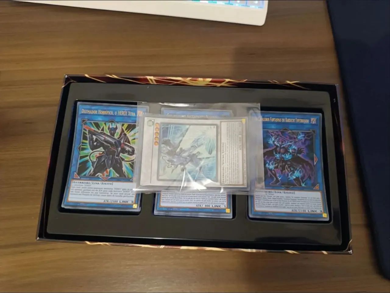 DECK YU-GI-OH HERÓIS LENDÁRIOS ORIGINAL KONAMI PT-BR COMPLETO - Foto 2