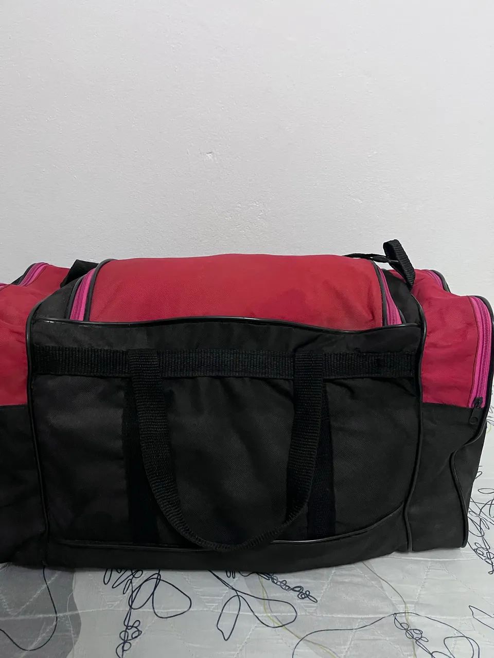 Bolsa de viagem/ grande/ vermelha / nova  - Foto 3