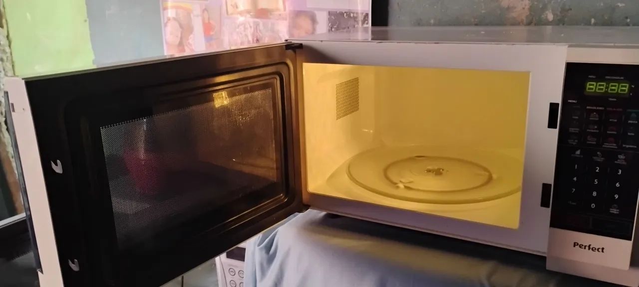 Microondas Panasonic 30 litros em perfeito estado  - Foto 3