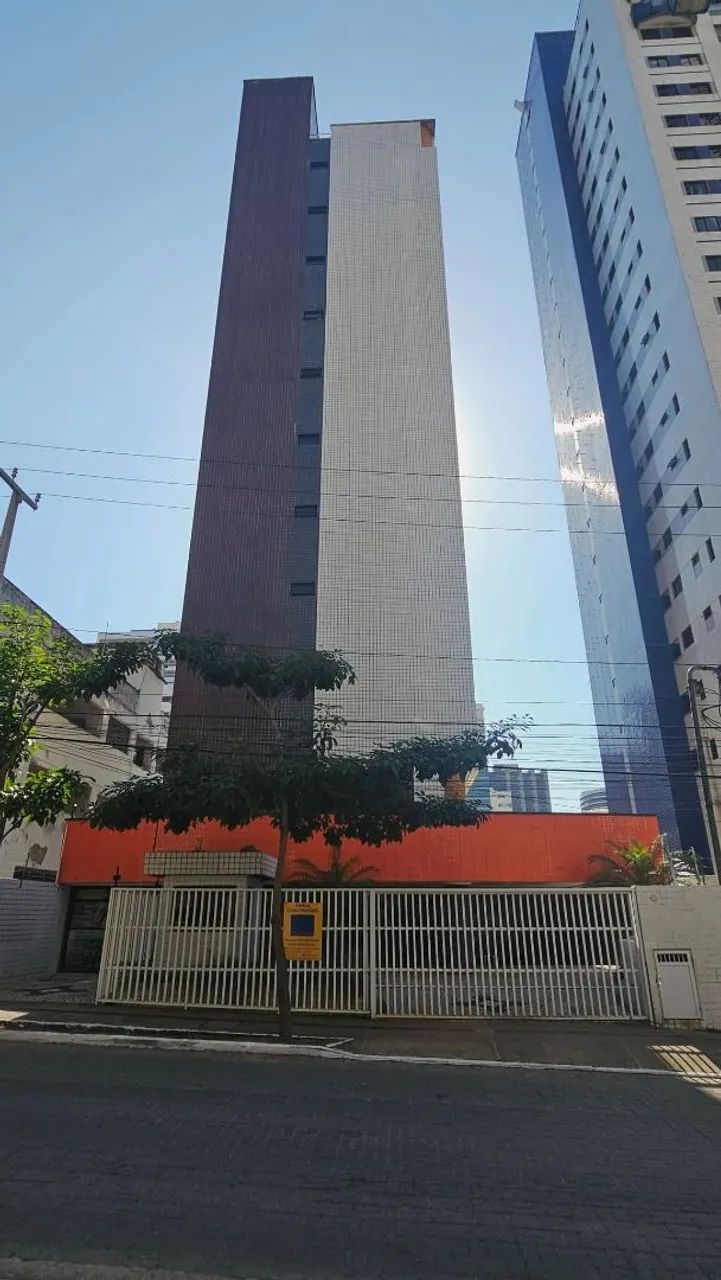 Apartamento em Meireles, com vista para o mar