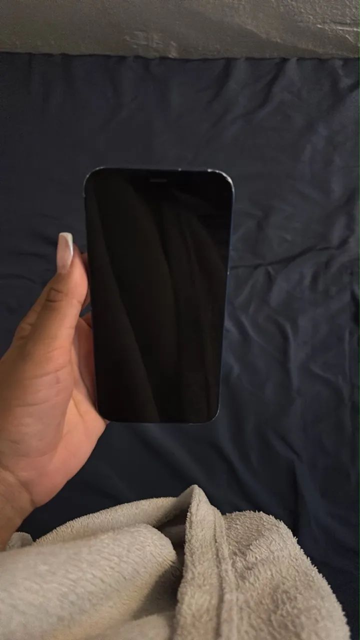 iPhone 12 