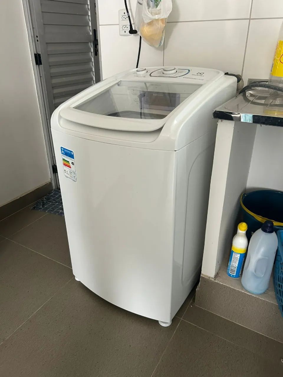 Lava-roupas Electrolux Essential Care 11kg - ótimo estado - 127V