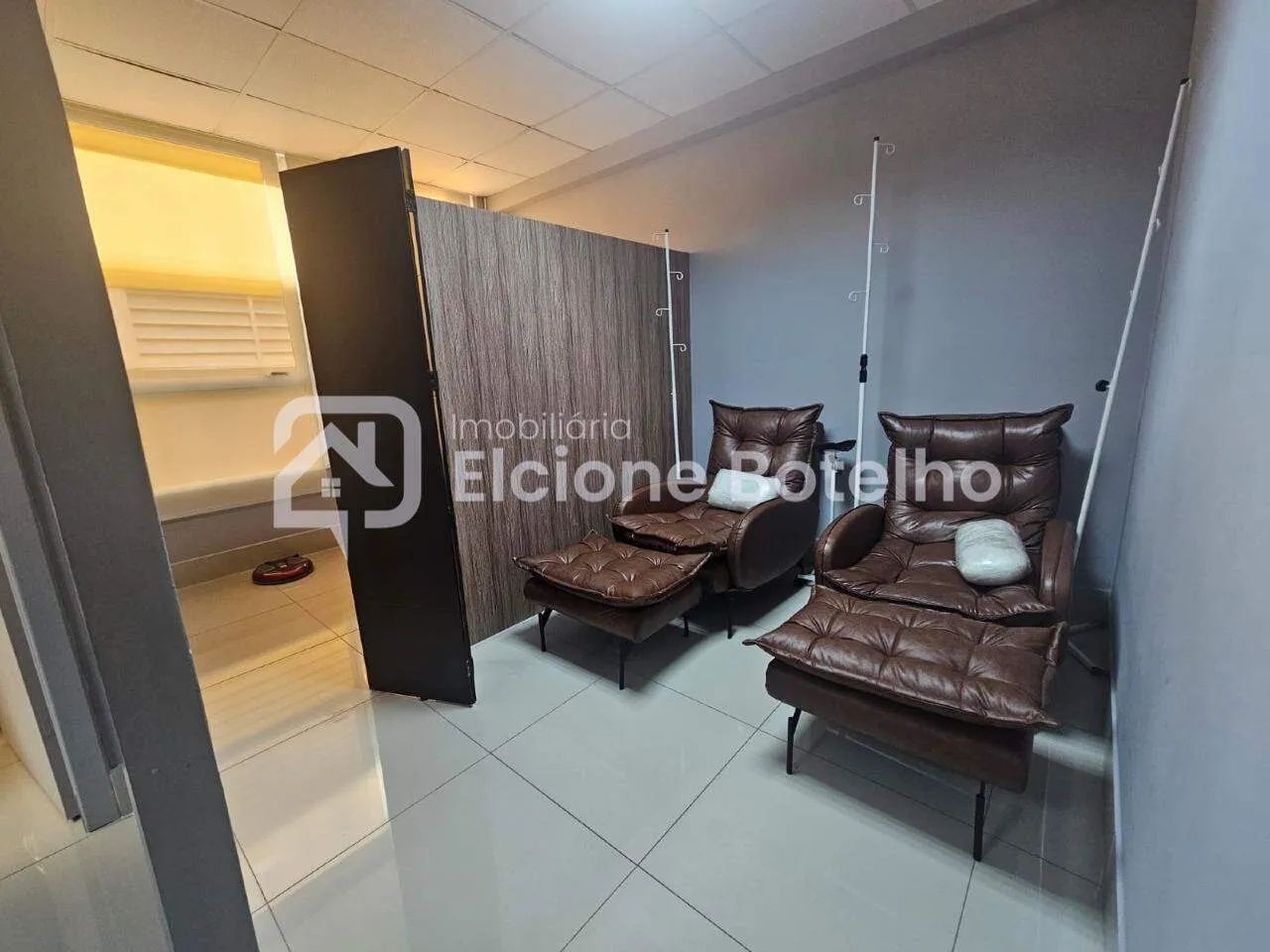 Sala para aluguel, 1 quarto, 1 vaga, MORADA DA COLINA - Uberlândia/MG - Foto 3