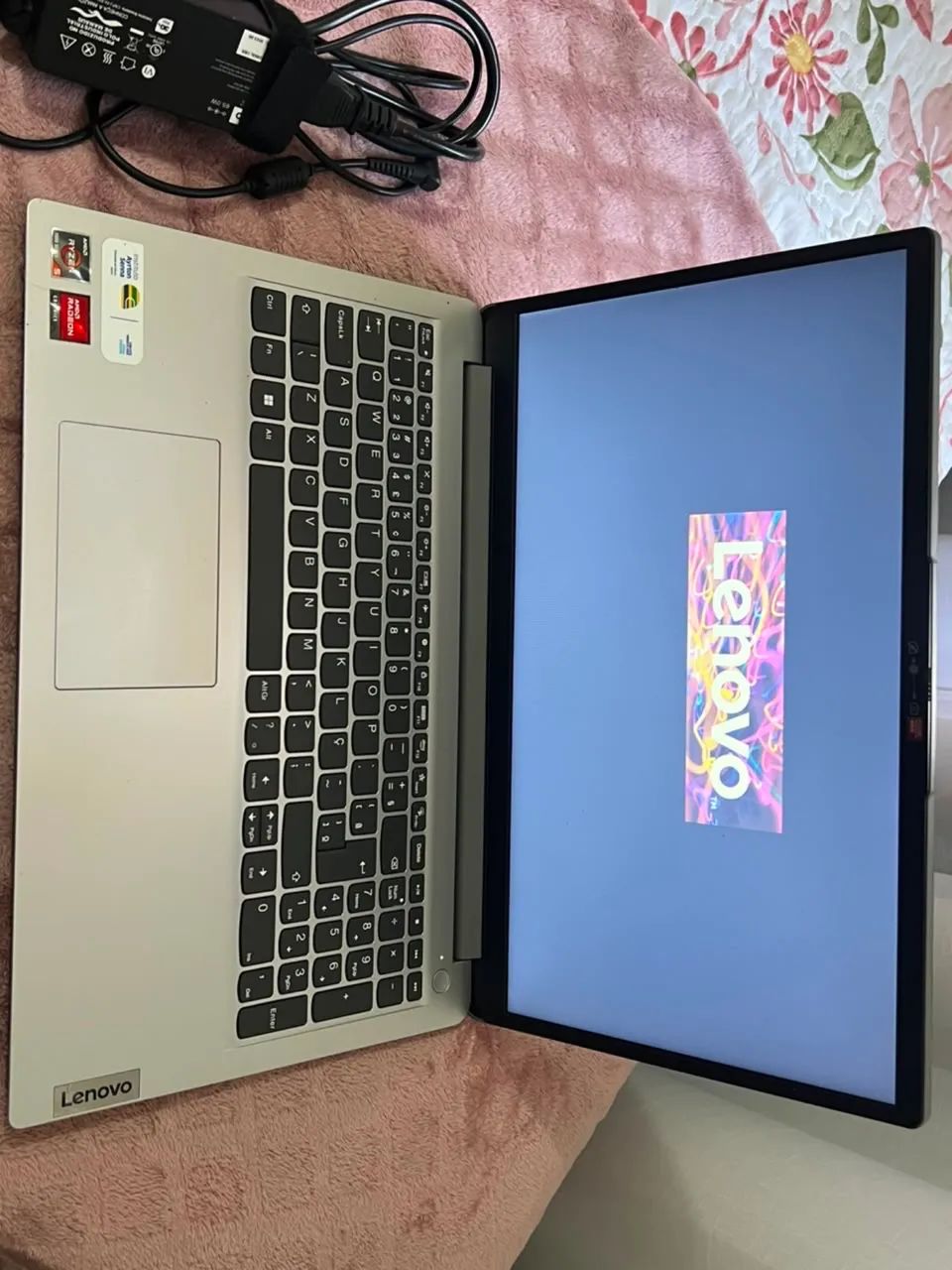 Notebook Lenovo IdeaPad 1 Ryzen 5  - Foto 2