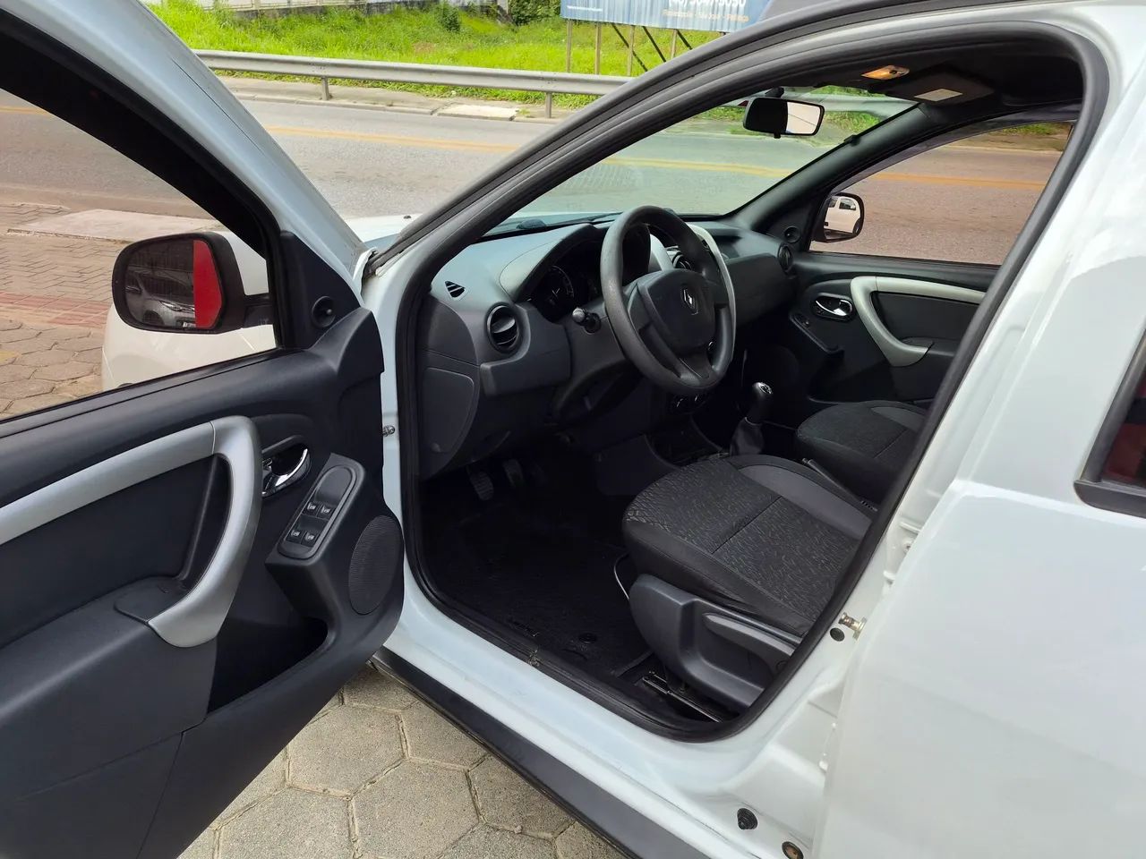 Renault Duster Expression 1.6 Hi-flex 16V Mec. 2018 - Foto 5