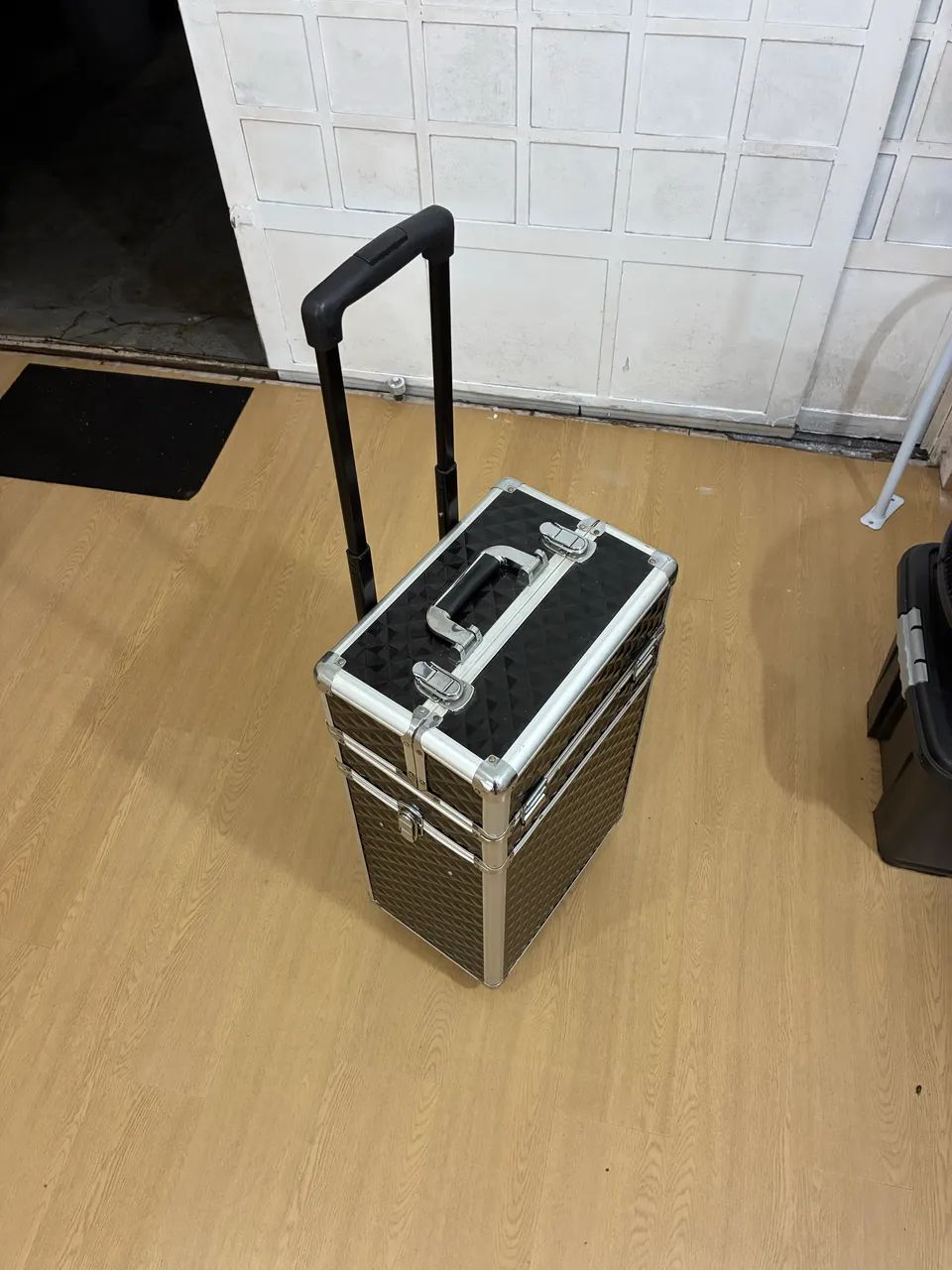 Maleta de maquiagem profissional  - Foto 2