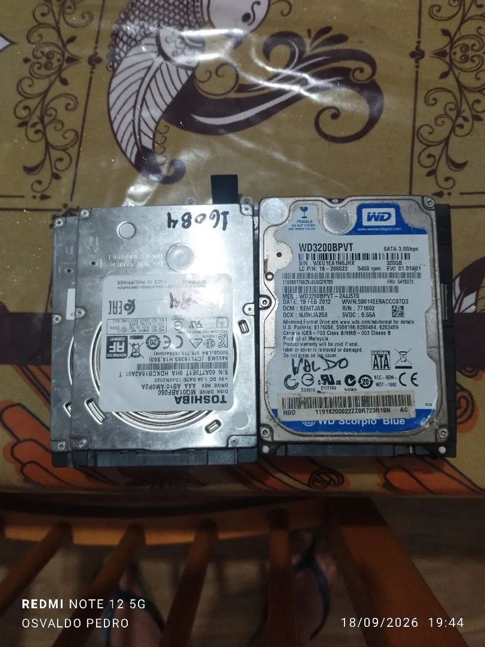 HDs de 500 e 320 GB 