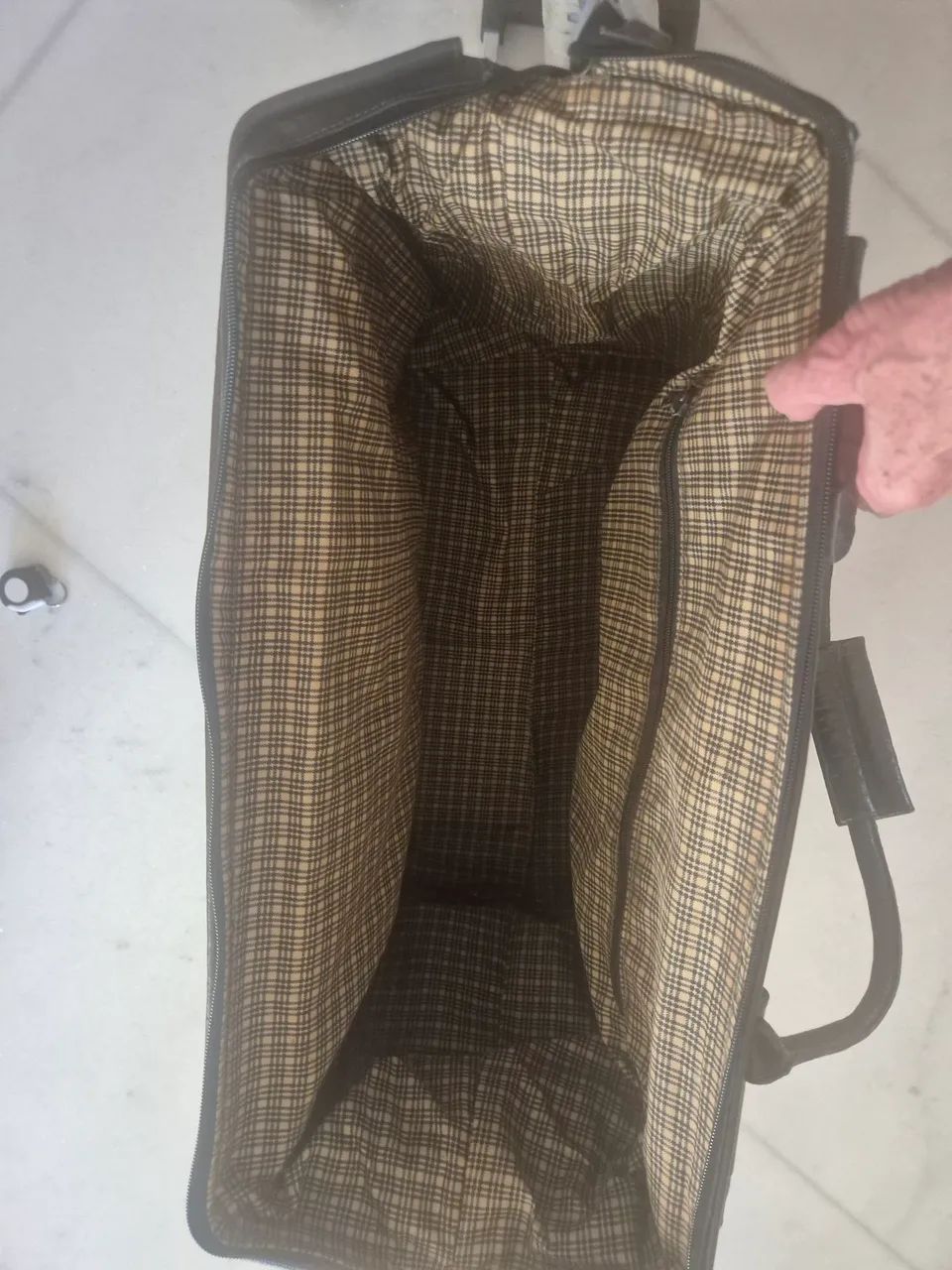 Bolsa grande de viagem  com 2 rodinhas  - Foto 5