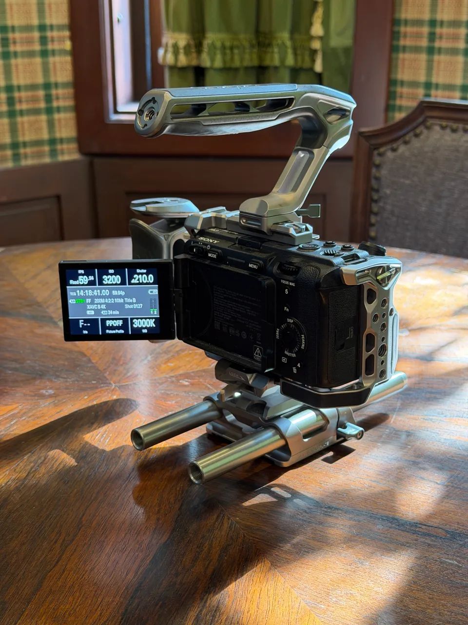 Sony FX3 + Cage Tilta V2 - Foto 5