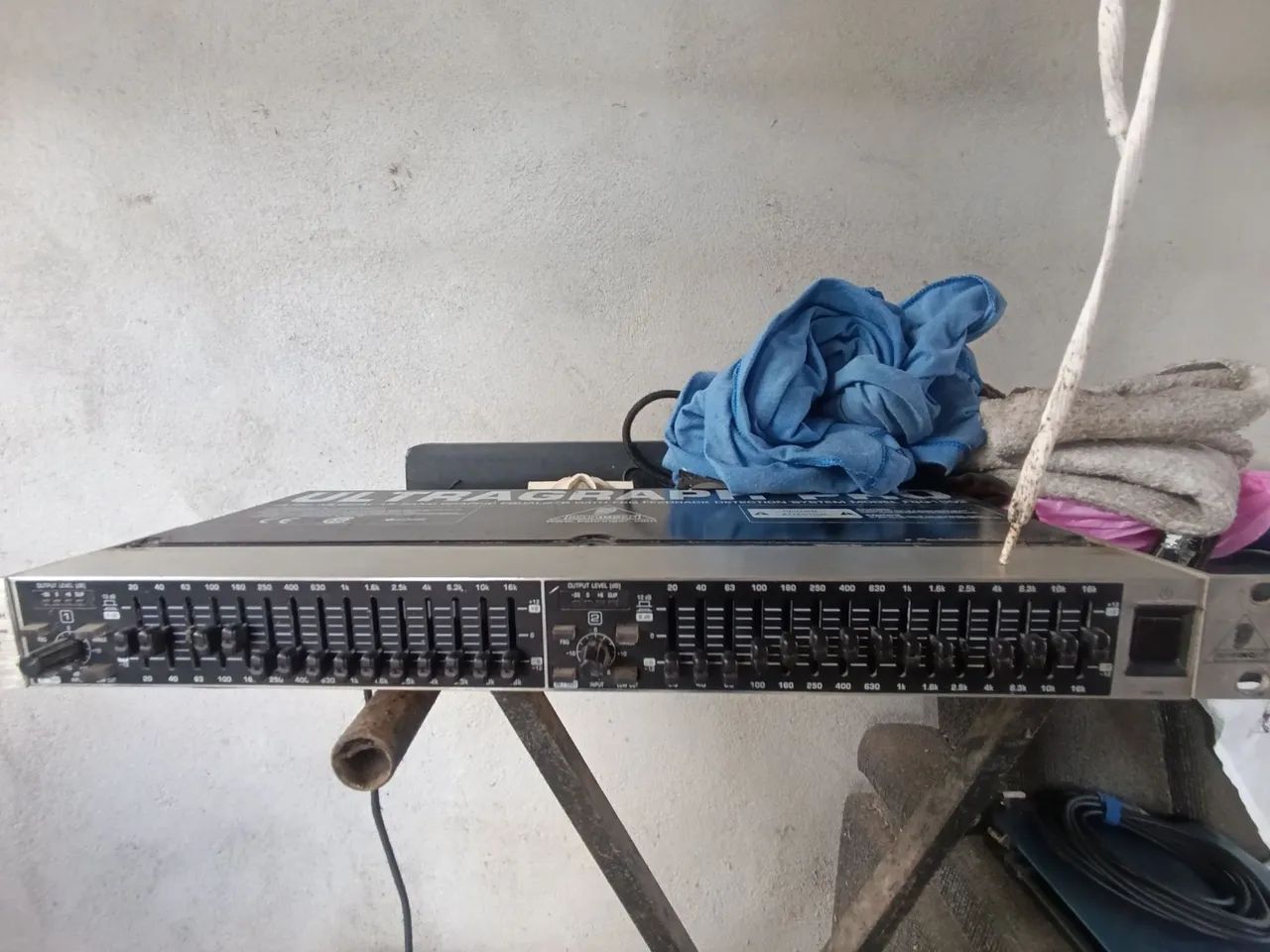 Equalizador Behringer 