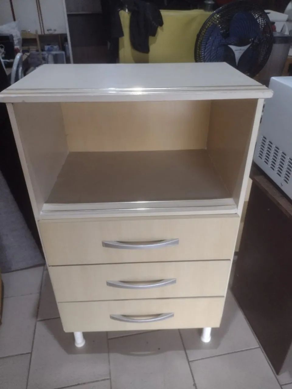 Armário Microondas 