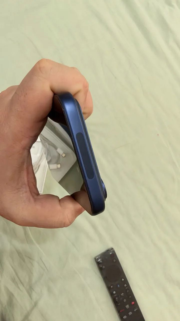 IPHONE 17 pro max azul 256, bateria 88%  - Foto 5