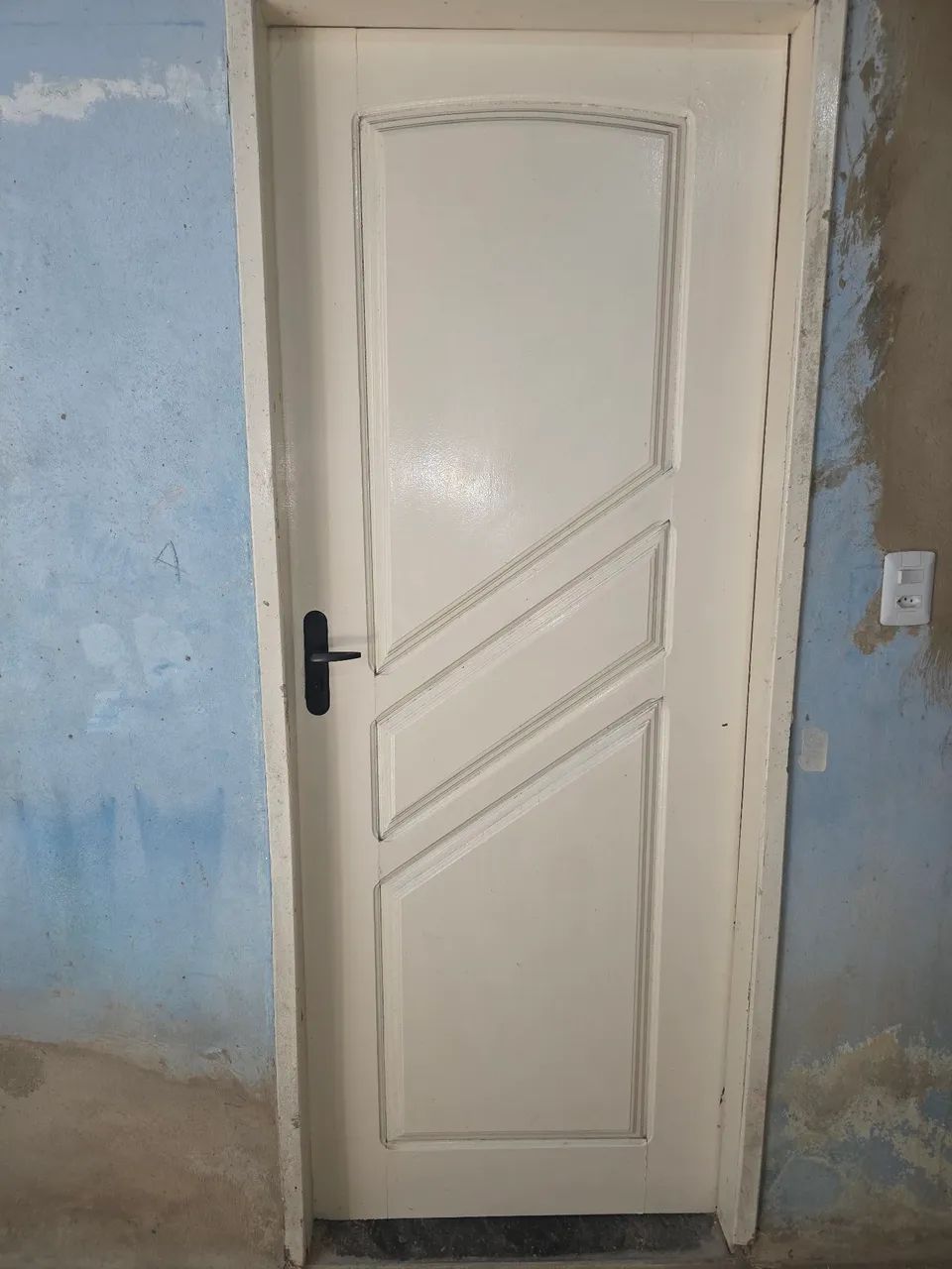 Porta de madeira de 80cm 