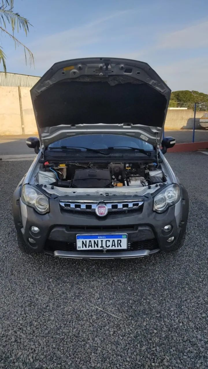 Fiat Strada Adventure 1.8/ 1.8 Locker Flex CE 2016 - Foto 3