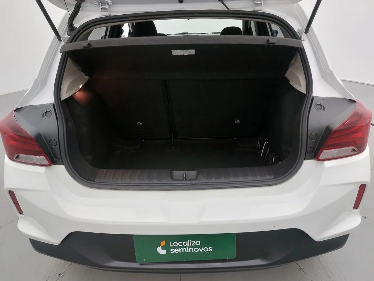 Chevrolet Onix Hatch 1.0 12V Flex Mec. 4P, foto 9 de 18