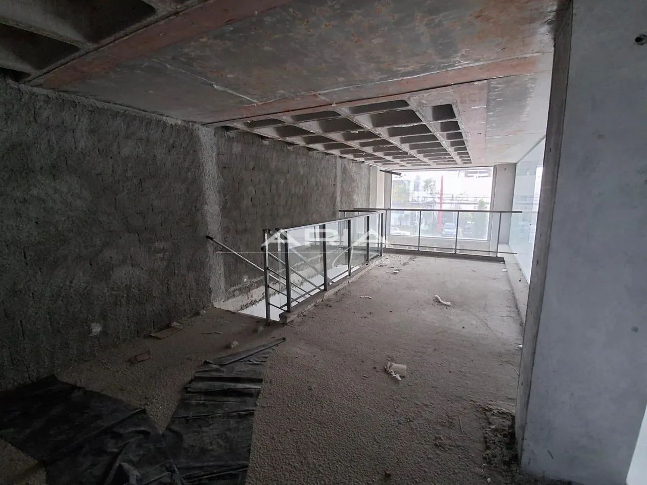 Sala Comercial de 93m² com Mezanino no Le Labo | Jardim Oceania 2