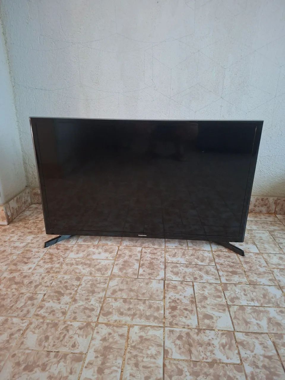 Vende se uma tv