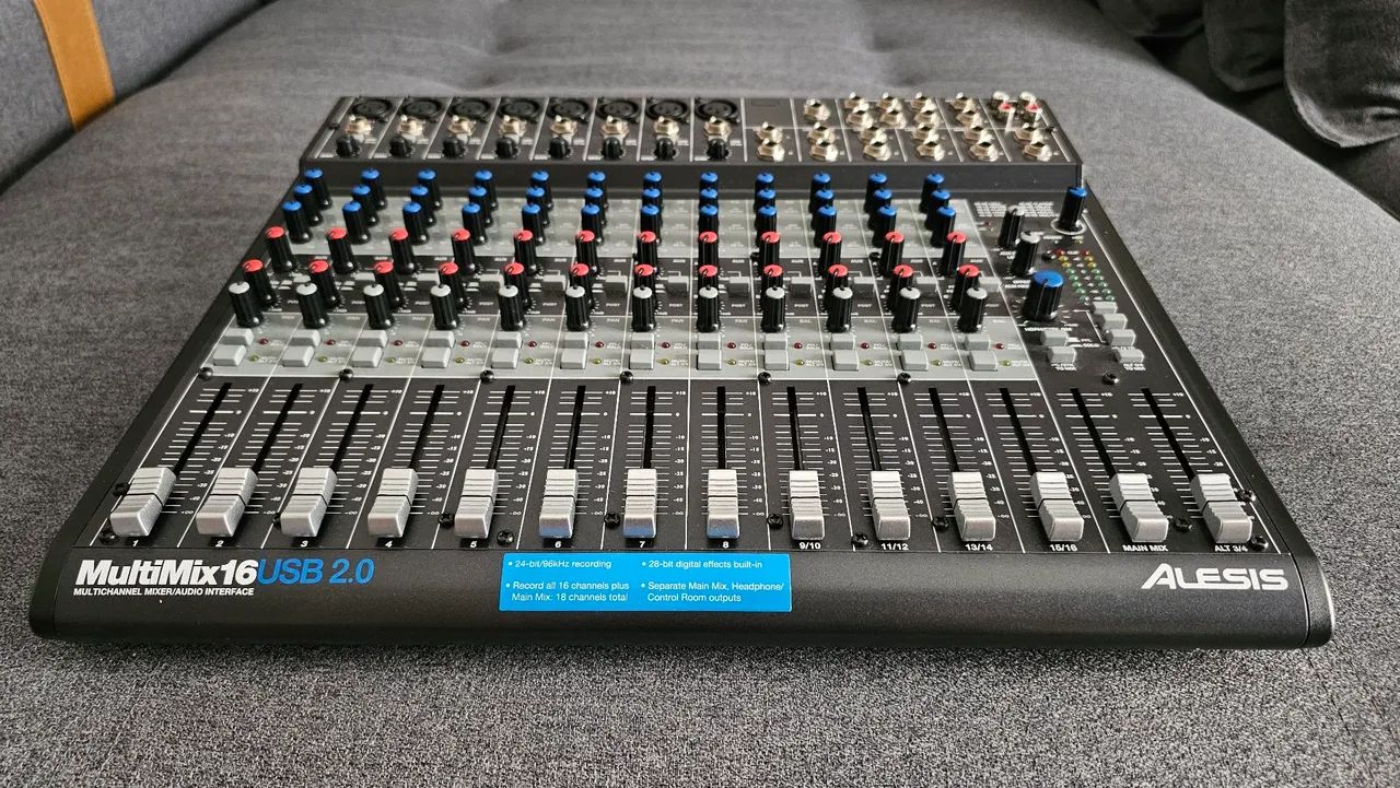 Mesa de Som Alesis Multimix 16 canais usb - Foto 2
