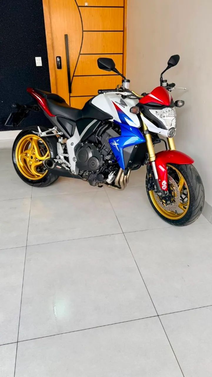 Cb1000 - Foto 2
