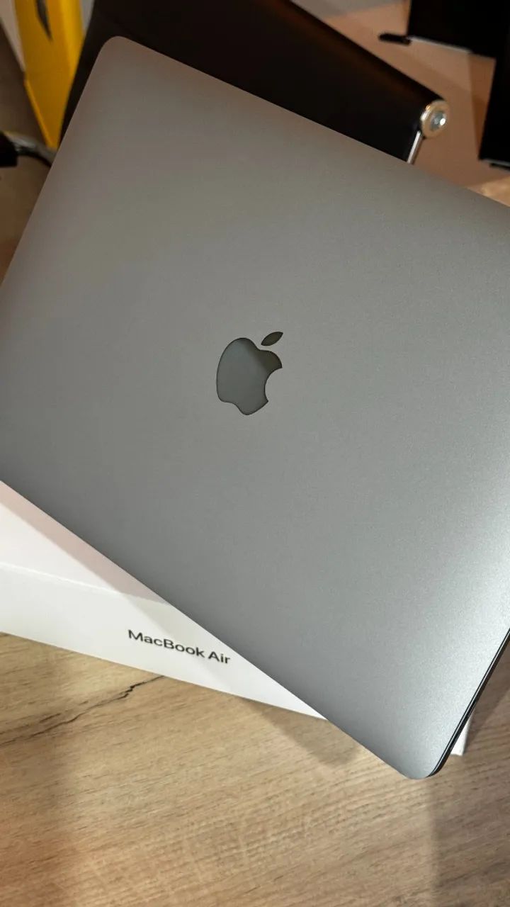 MacBook Air M1 2020 | 8GB Ram | 256GB SSD | Space Gray - Loja