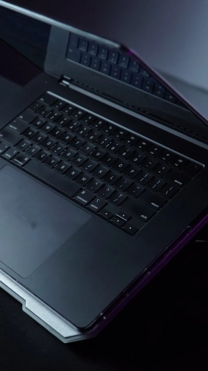 MacBook Pro 14