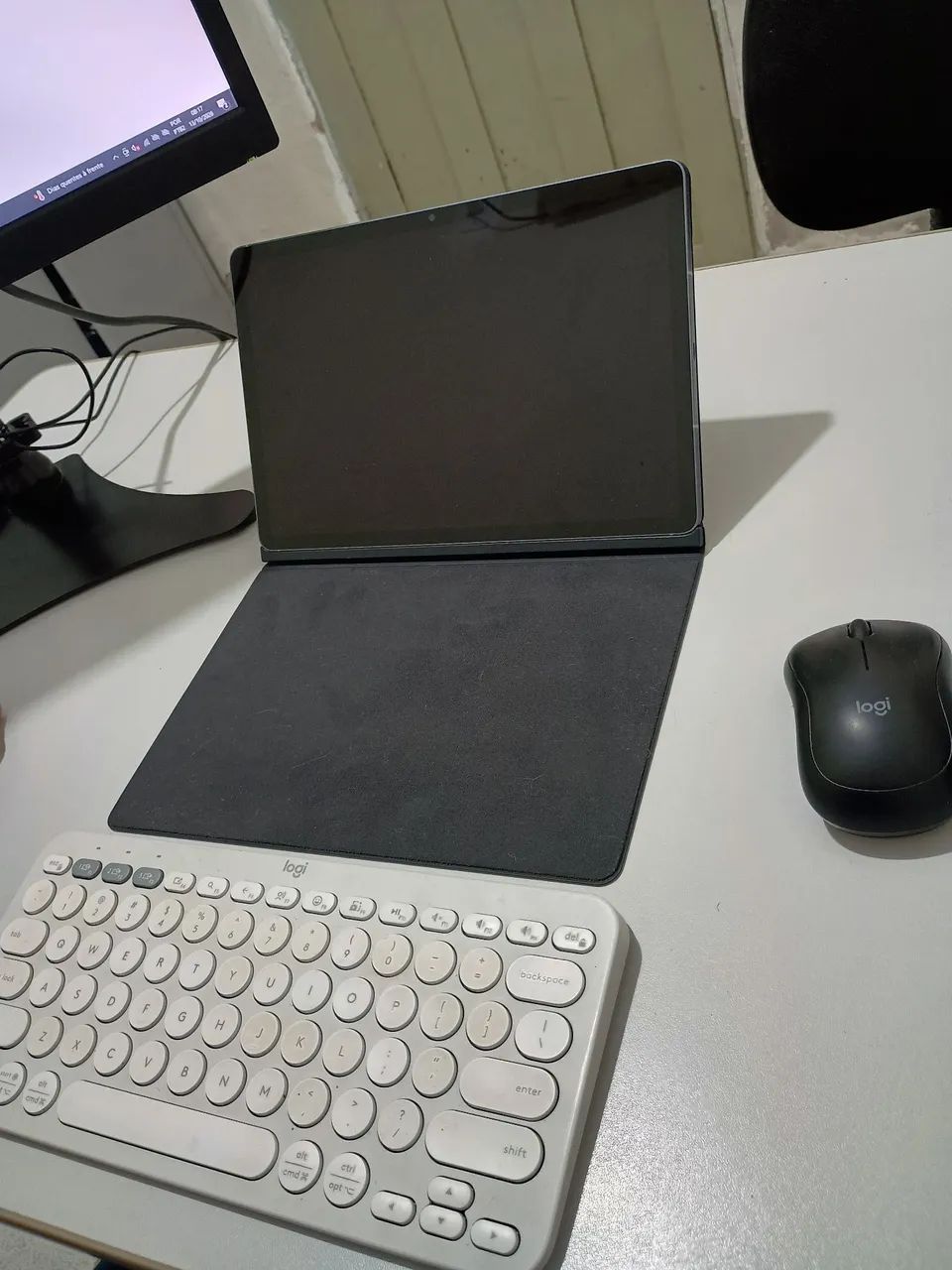 Samsung Tab s10 fe (com teclado e mouse bluetooth)
