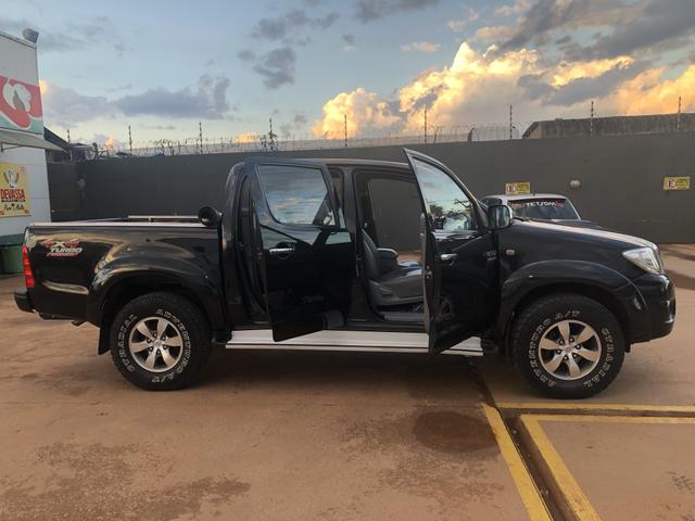 Vendo Hilux srv 2010/2010 - Foto 6