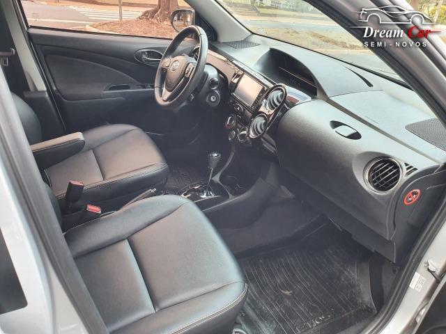 Toyota Etios Sedan 1.5 XLS Flex automático único dono 2017 - Foto 10