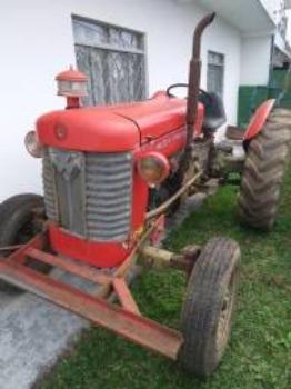 Trator MF 65X