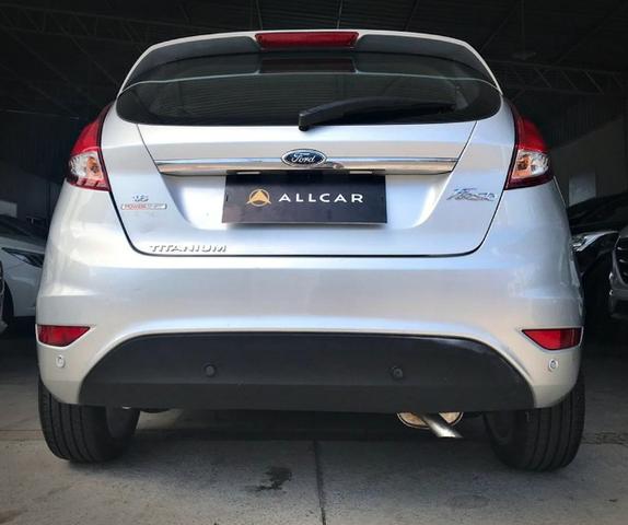 Ford Fiesta Titanium 1.6 . Prata. 2013/2014 - Foto 4