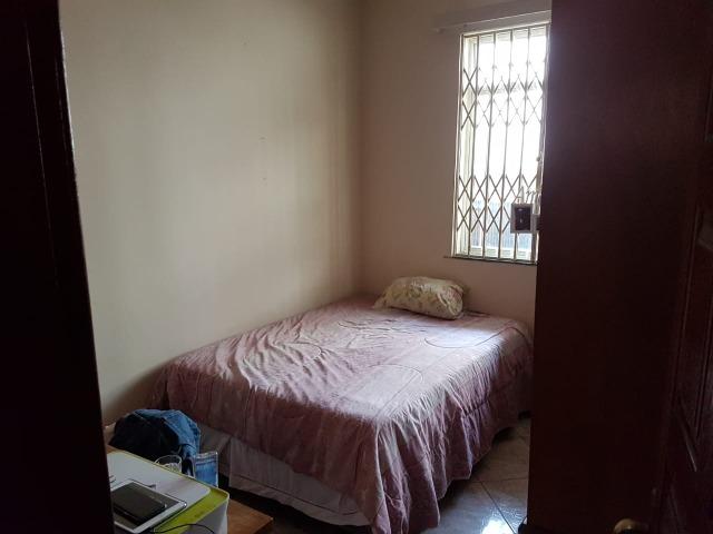 Otima casa linear de frente com 3 quartos 6 vagas aceito permuta - Foto 3