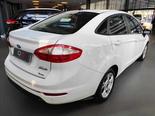 Ford Fiesta 1.6 se Sedan 16v - Foto 4