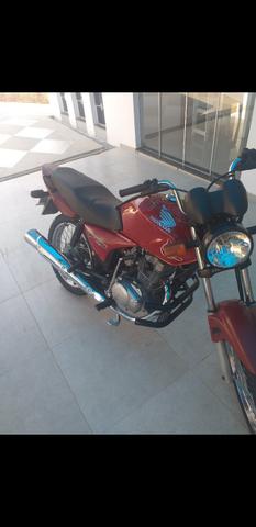 Moto titan ks